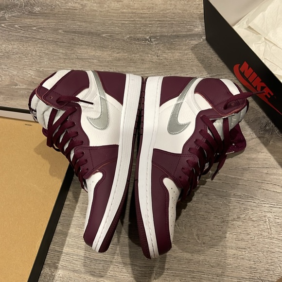 Jordan 1 Retro OG Bordeaux size 12